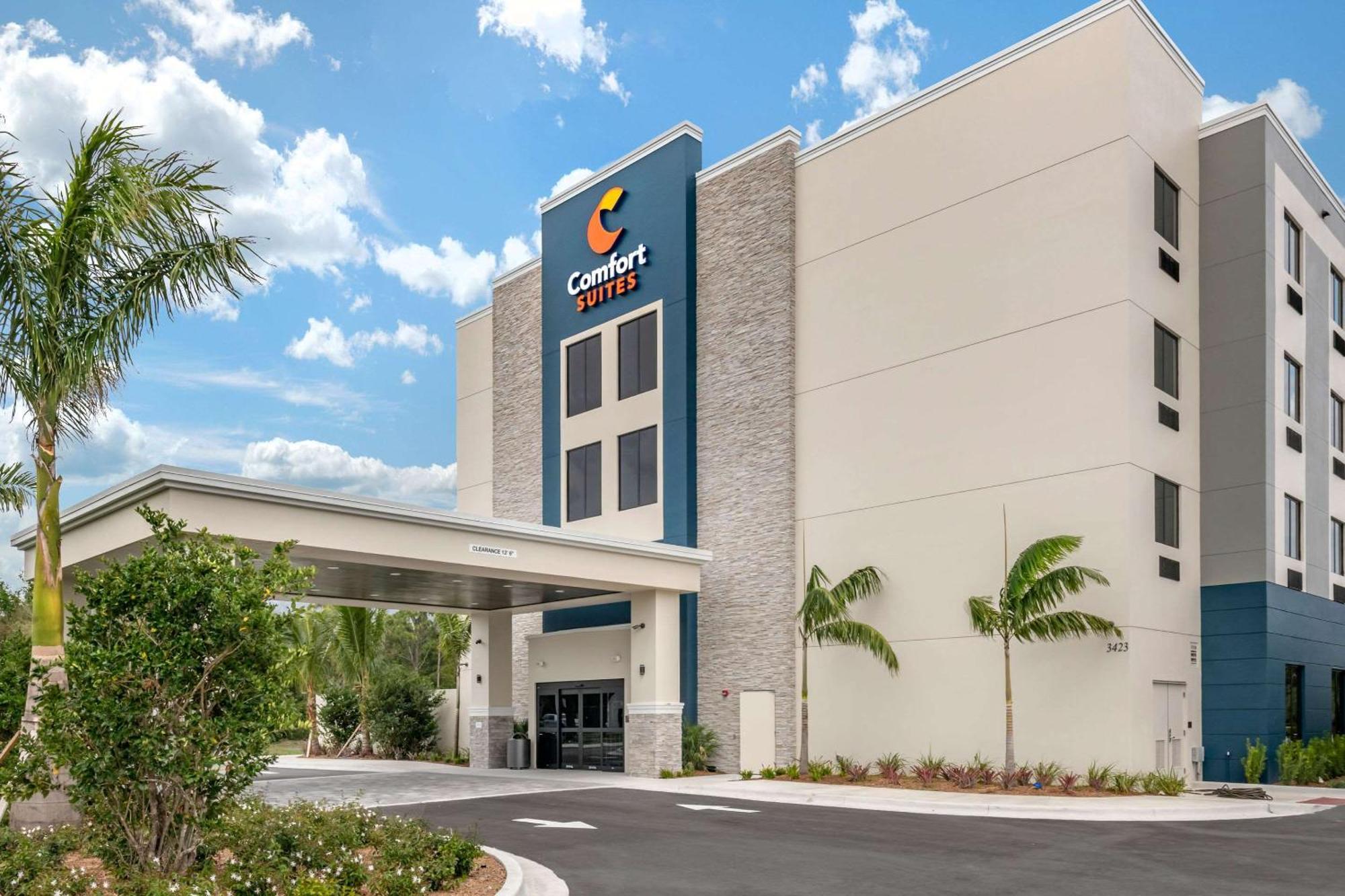 Comfort Suites Stuart-Hutchinson Island Exterior foto